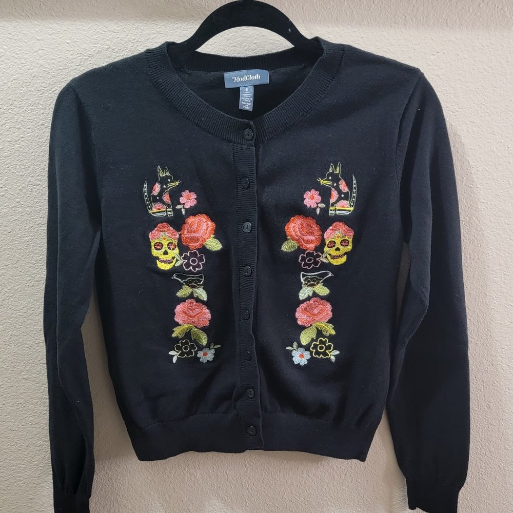Modcloth Sugar Skull & Floral Embroidered Cardigan Size Small